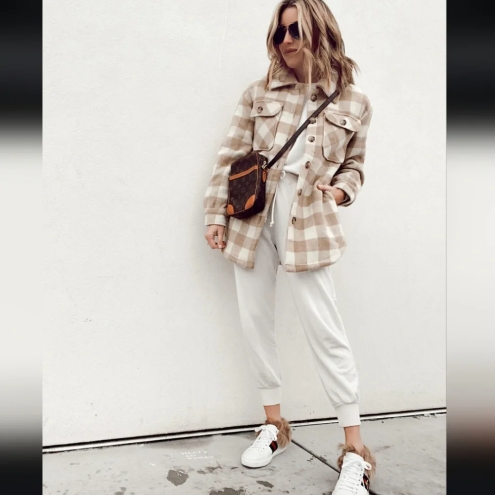 Louis Vuitton Danube EUC✨️ Monogram Messenger Bag – Vintage Unisex - Picture 3 of 16